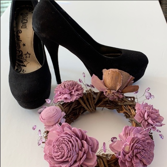 Black Heels -still for sale - Picture 2 of 2